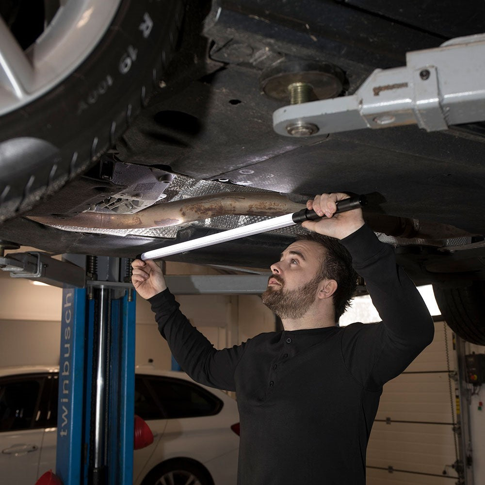 Motorhuvslampa - Line light bonnet c+r